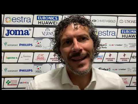 Calcio, l'Arezzo continua a volare: 3-0 alla Viterbese, è Brunori show