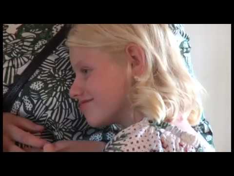 Dall'ictus ai colori, la piccola Clara Woods incanta Stia