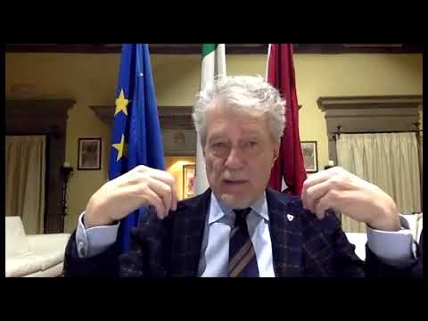 Arezzo, ancora troppe persone in giro: 