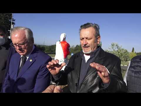 A Castiglion Fibocchi (Ar) tributo a Dante con un busto in marmo