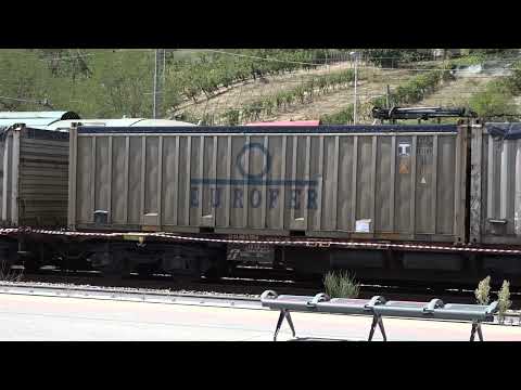 San Giovanni Valdarno (Ar), ripartito alla volta della Campania il treno carico di rifiuti urbani