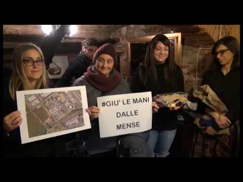 Carbone e pasta precotta, la calza del comitato 