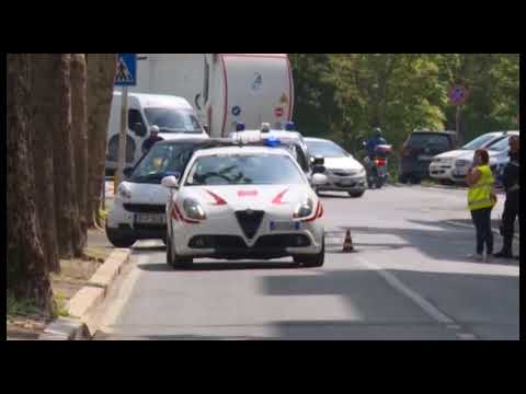 Pedoni travolti in via Signorelli: investitore sarebbe positivo alla droga