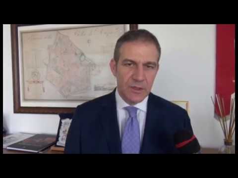 Estra rinvia la quotazione in Borsa. 