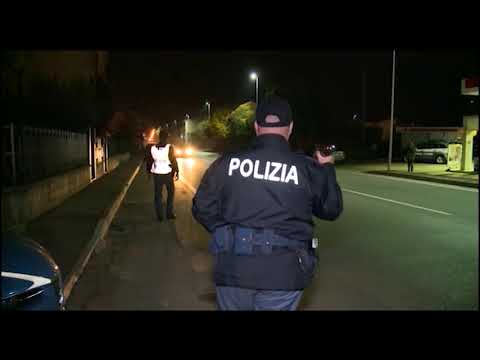 Sorpreso con casse e mixer rubati in auto: denunciato un 42enne