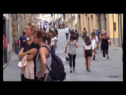 Saldi estivi al via, Confesercenti: 