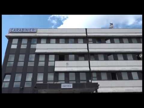 Prostitute cinesi pestate, minacciate e derubate: in manette zio e nipote