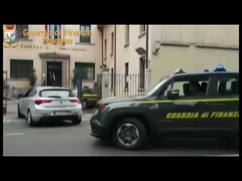 Castoro, blitz della Finanza: trovati 16 chili d'oro e 250 di argento