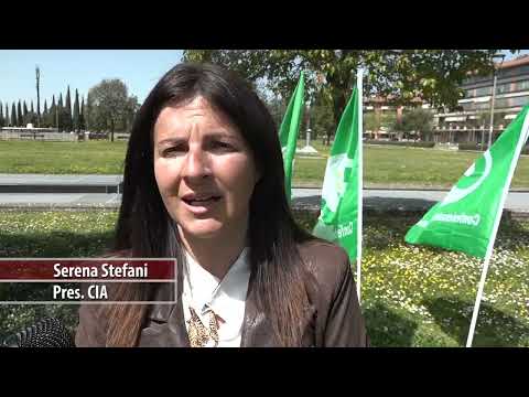 Maxi protesta degli agricoltori aretini
