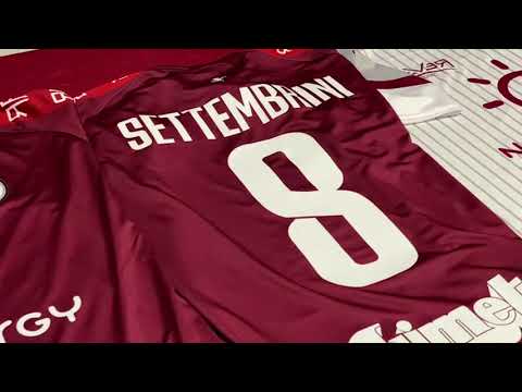 S.S. Arezzo, presentate le nuove maglie