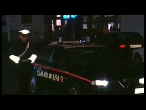 Esce dal carcere, spacca mobili e minaccia di nuovo la madre: arrestato un 36enne